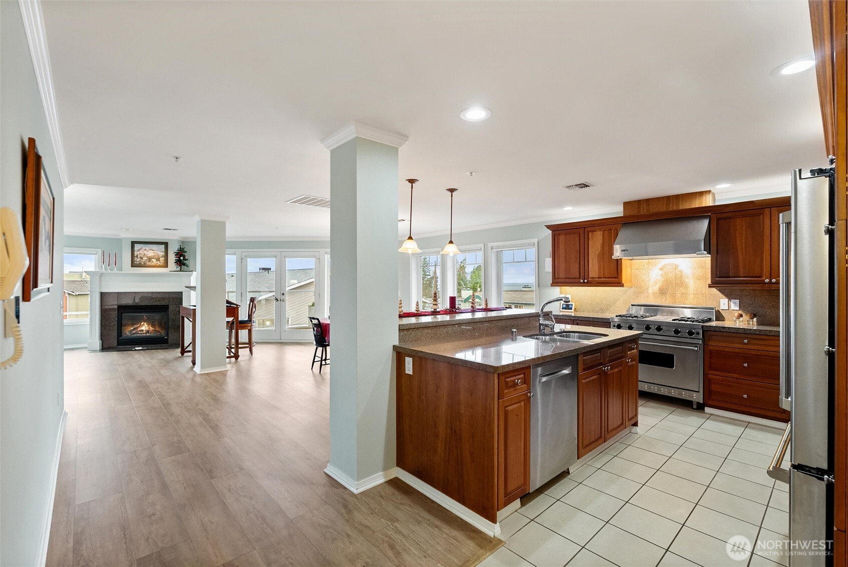 658 Glen Street Unit: 302