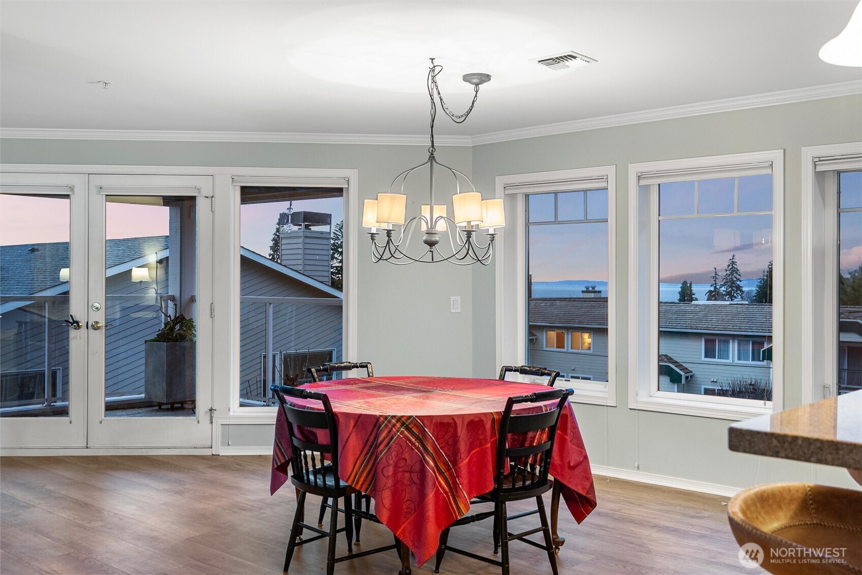 658 Glen Street Unit: 302