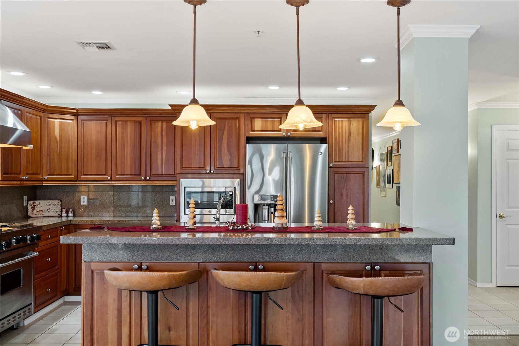 658 Glen Street Unit: 302