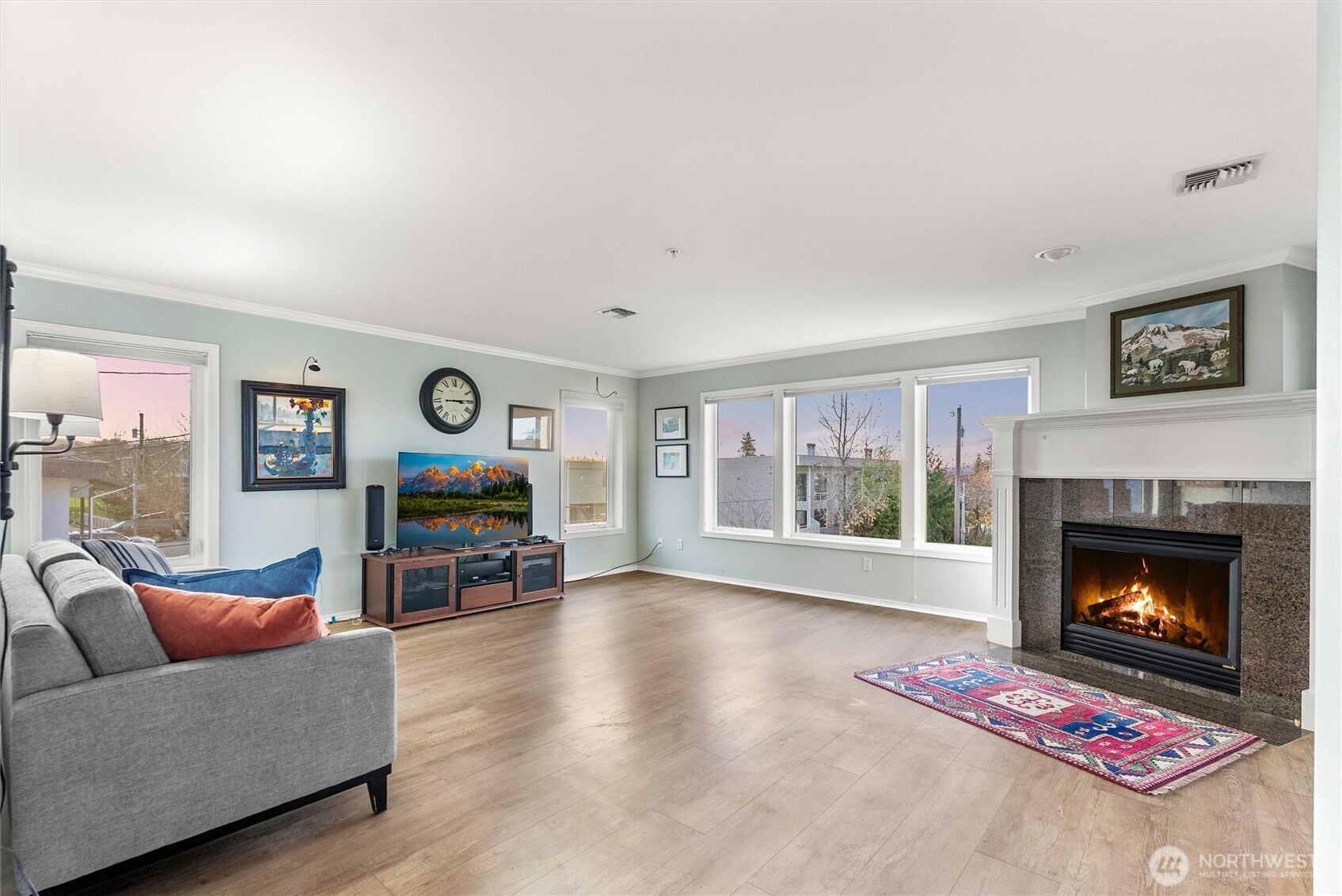 658 Glen Street Unit: 302