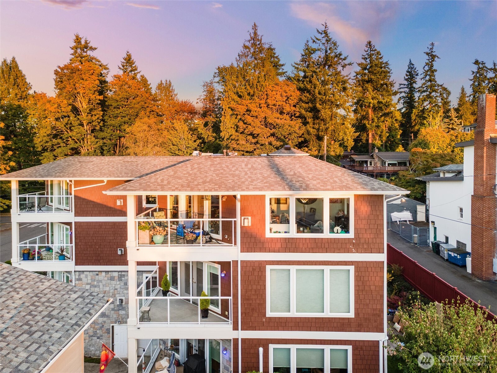 658 Glen Street Unit: 302