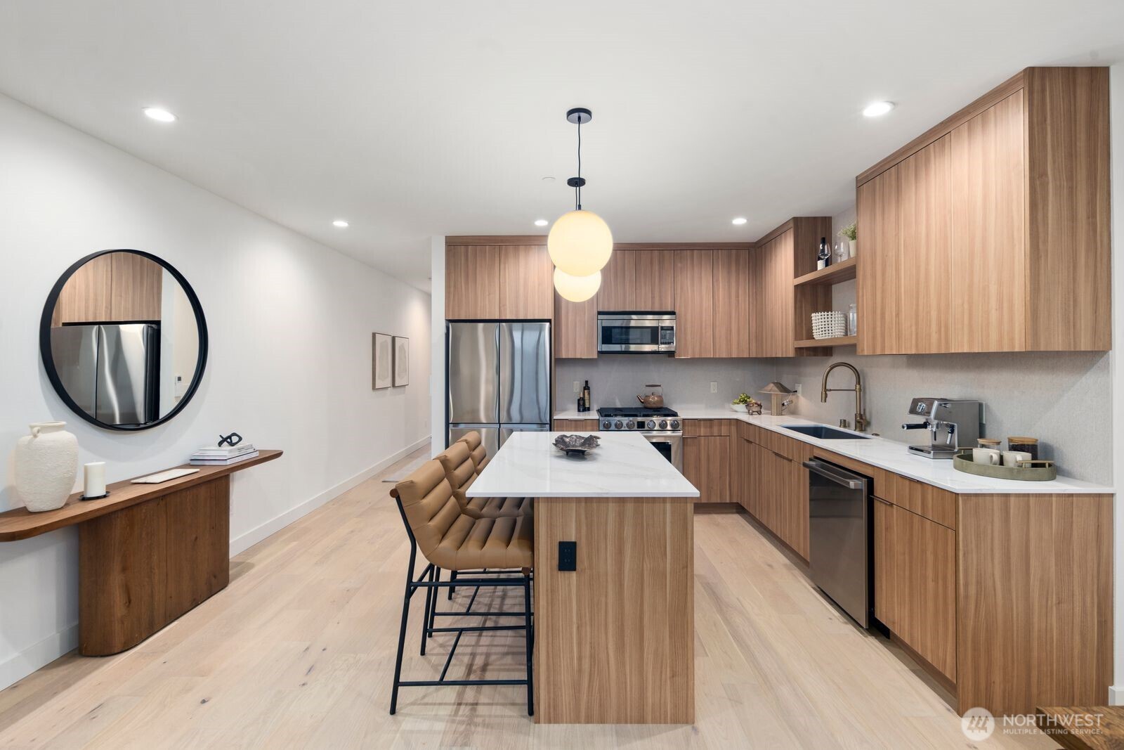 614 5th Avenue S Unit: C107