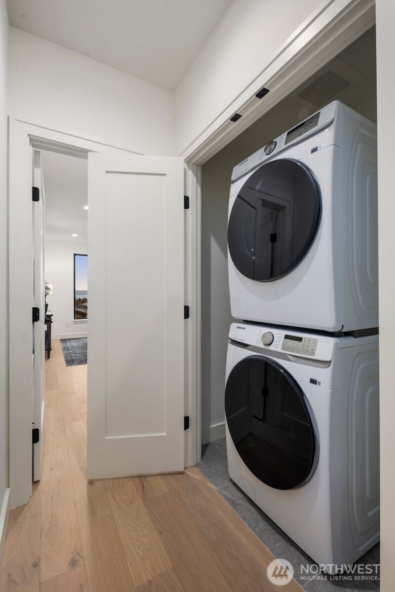 614 5th Avenue S Unit: C107