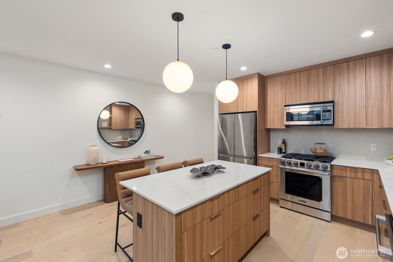 614 5th Avenue S Unit: C107