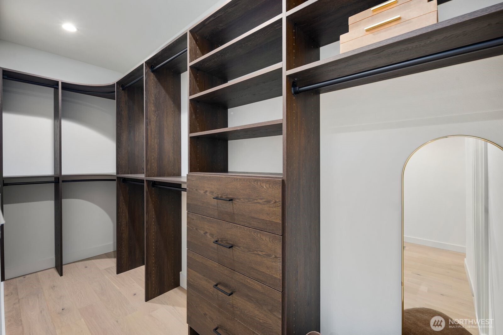 614 5th Avenue S Unit: C107