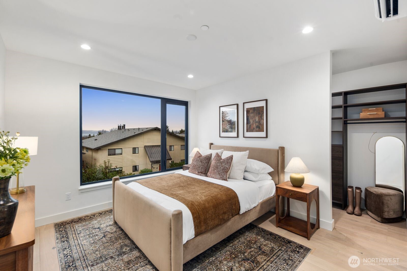 614 5th Avenue S Unit: C107