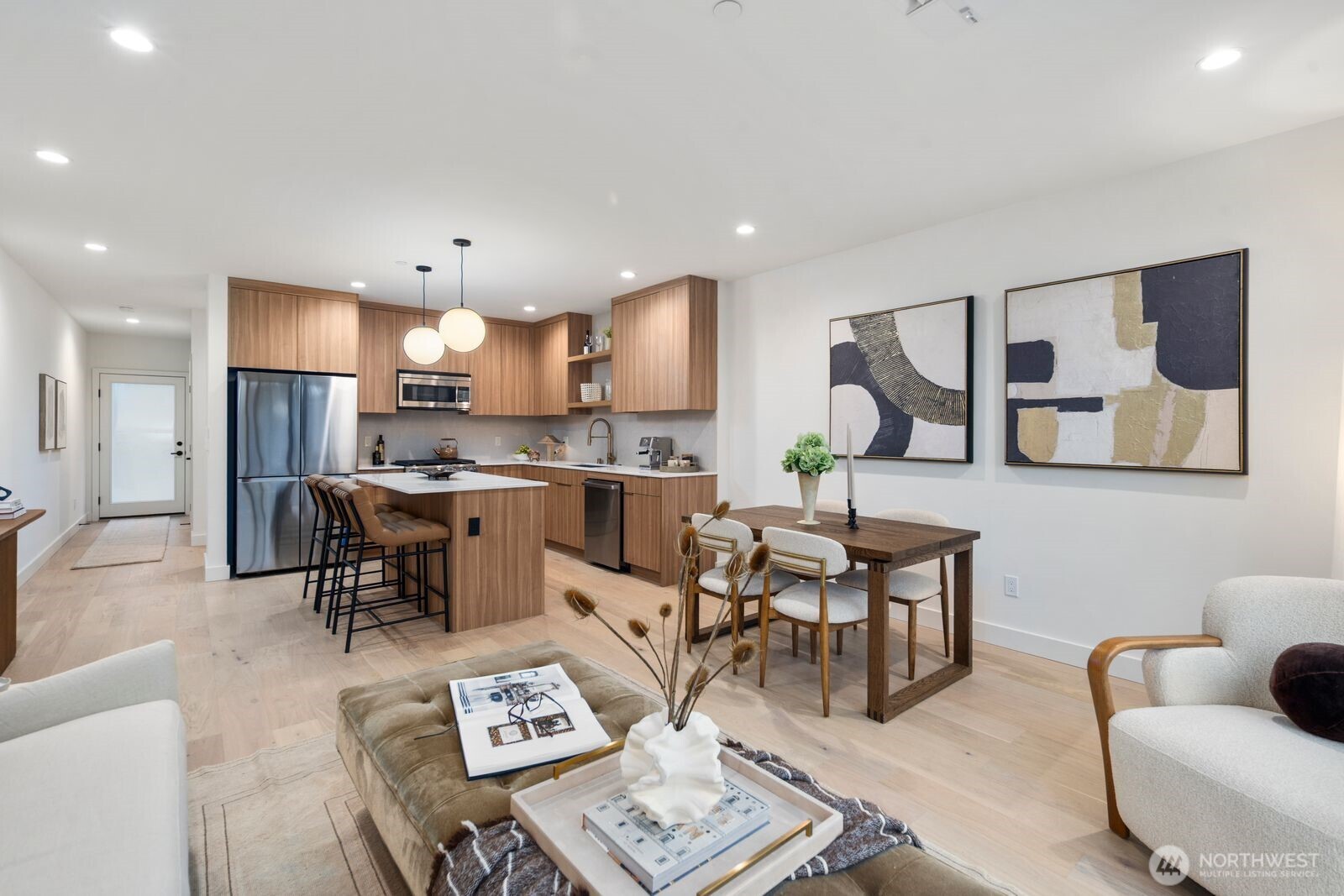614 5th Avenue S Unit: C107