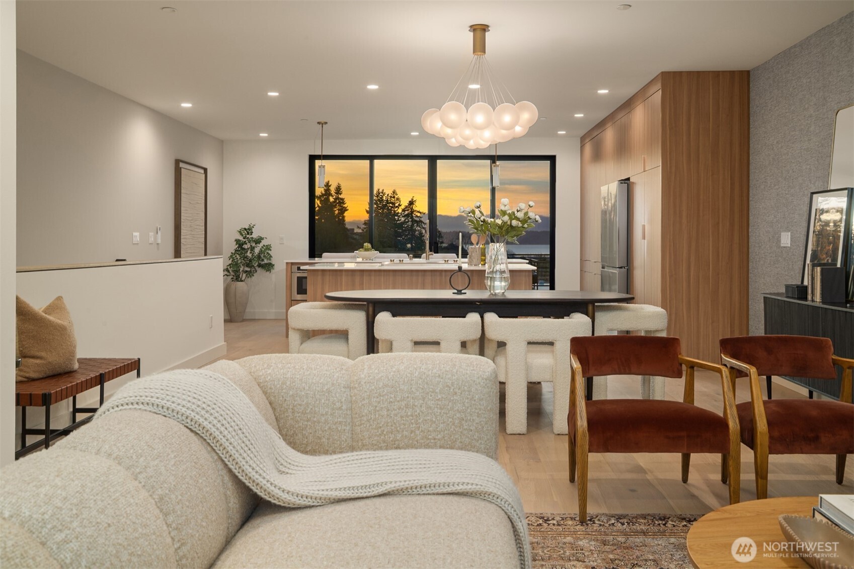 614 5th Avenue S Unit: A103