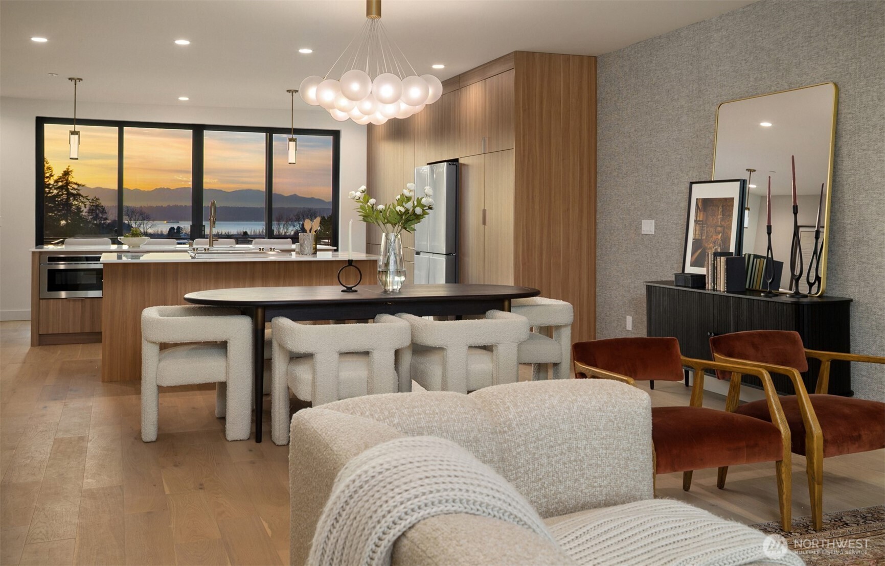 614 5th Avenue S Unit: A103