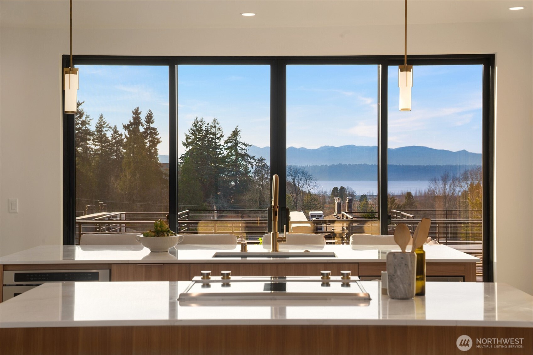 614 5th Avenue S Unit: A103