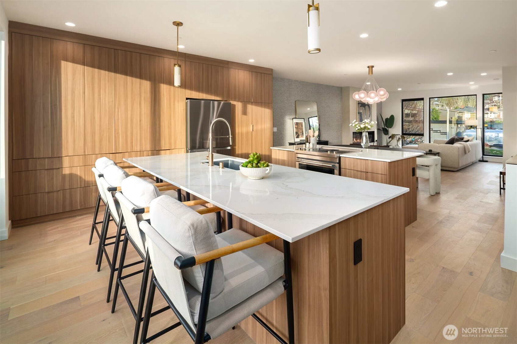 614 5th Avenue S Unit: A103