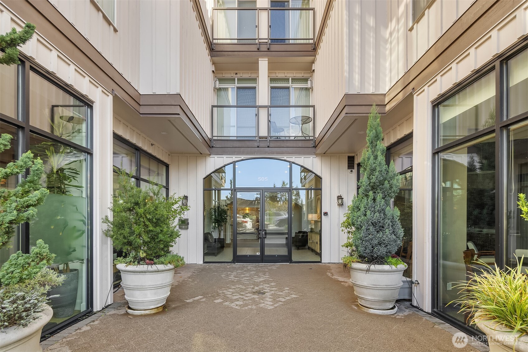 505 5th Avenue S Unit: 205