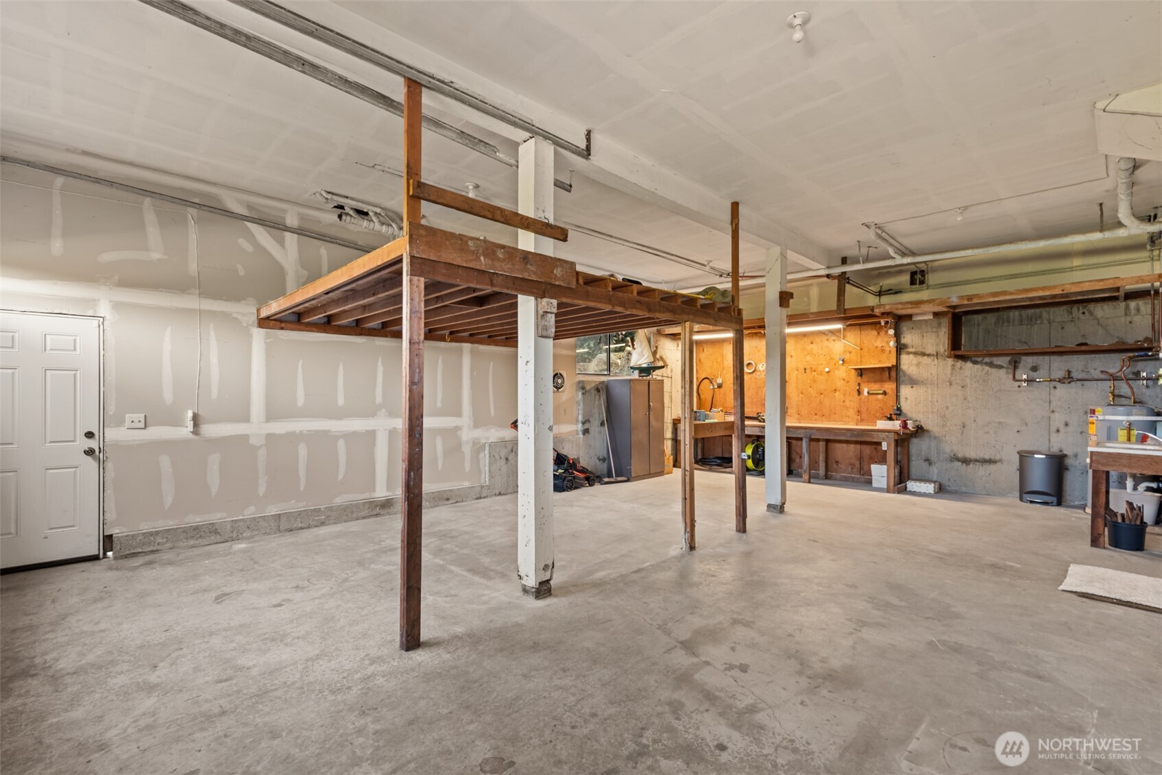 1133 Emerald Hills Drive