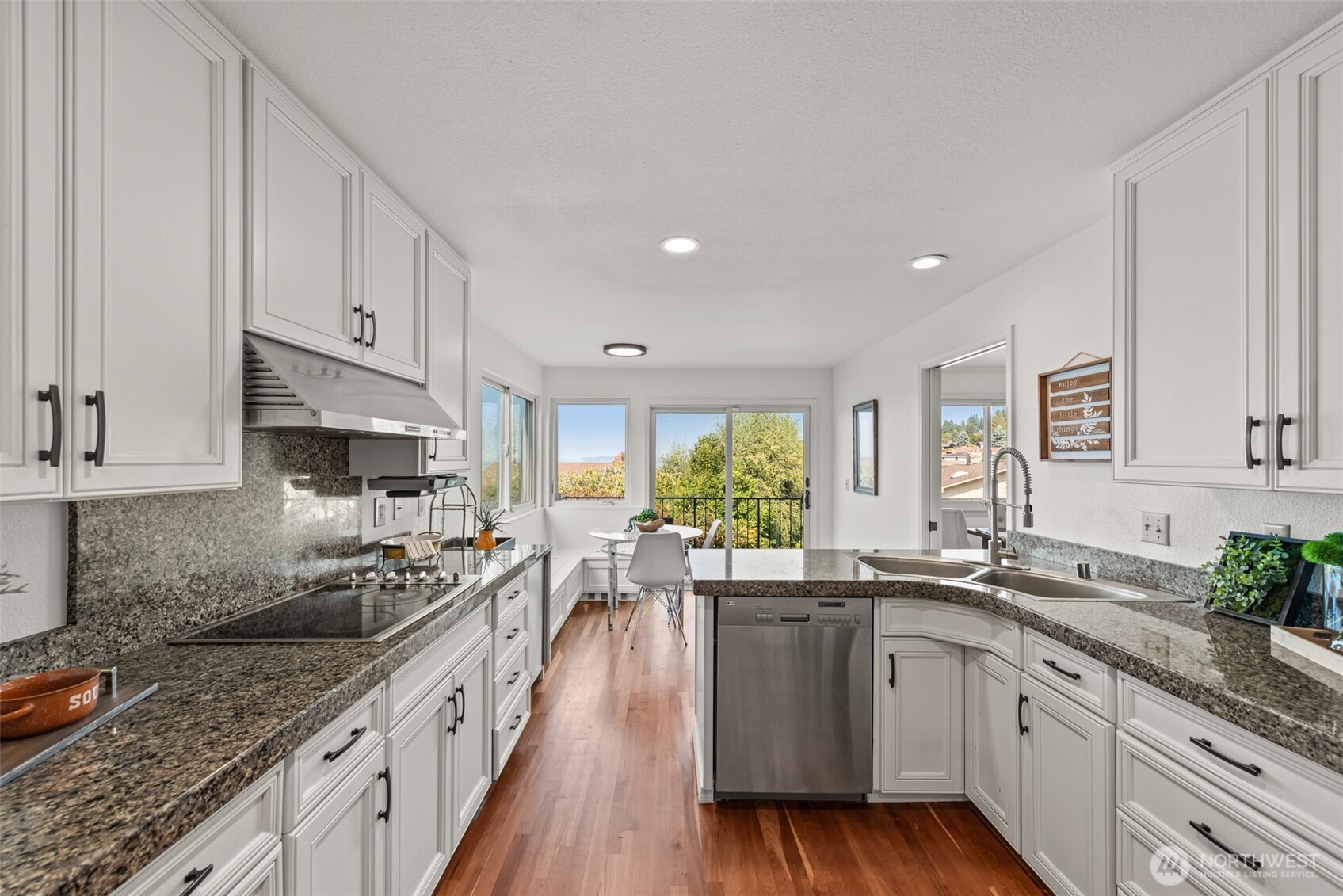 1133 Emerald Hills Drive