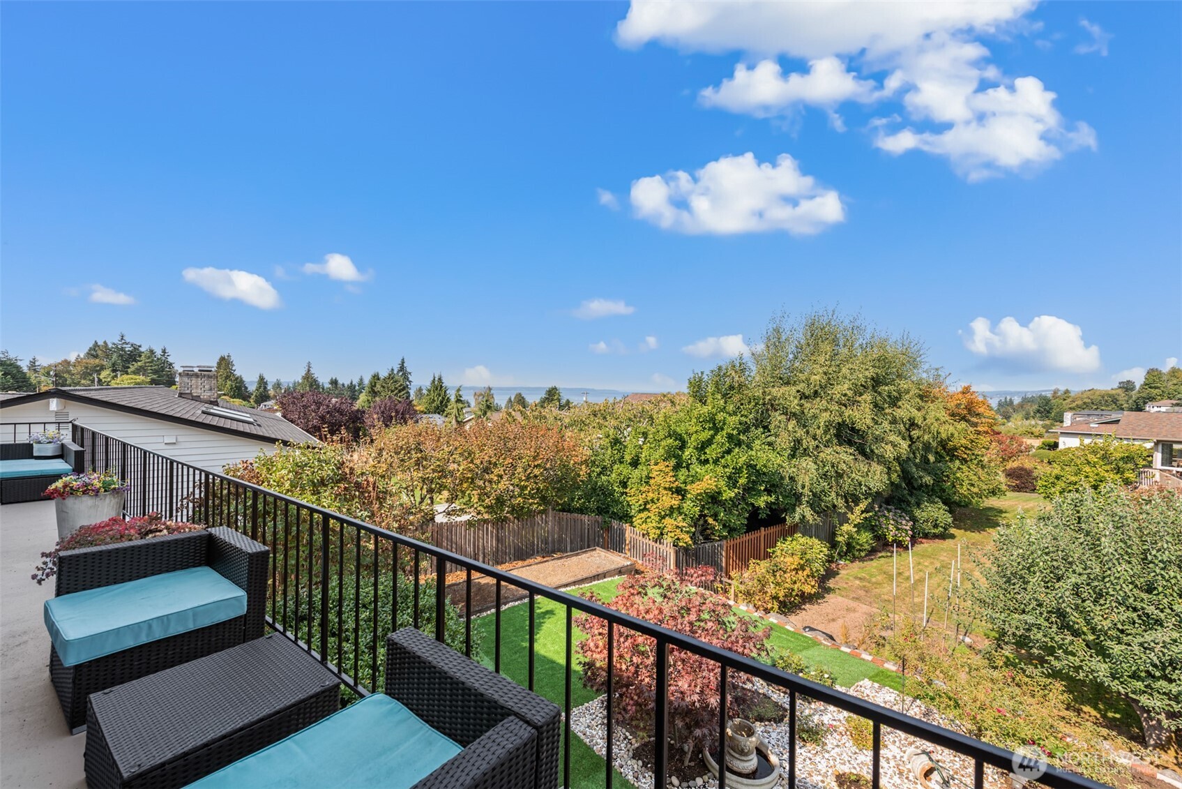 1133 Emerald Hills Drive