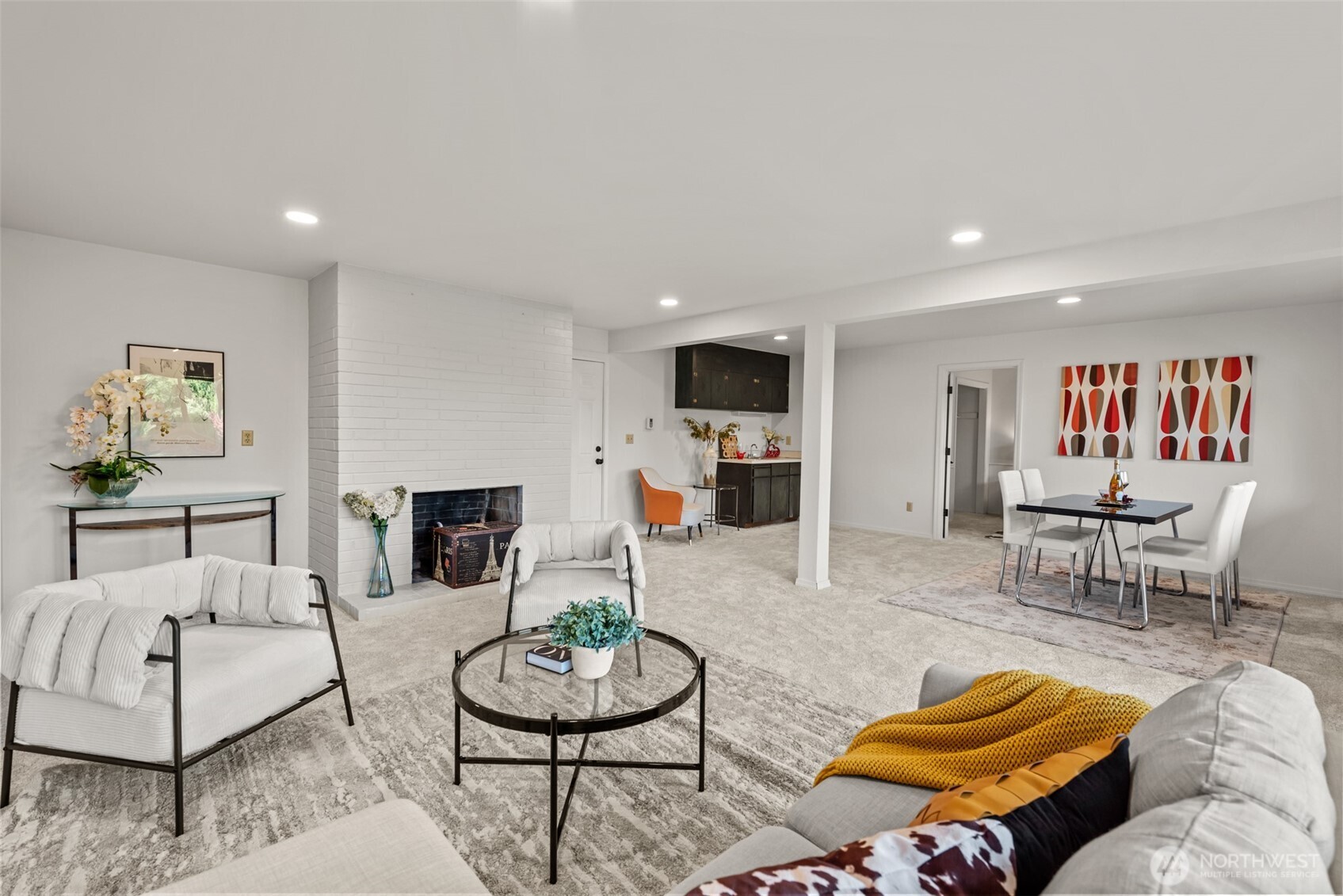 1133 Emerald Hills Drive