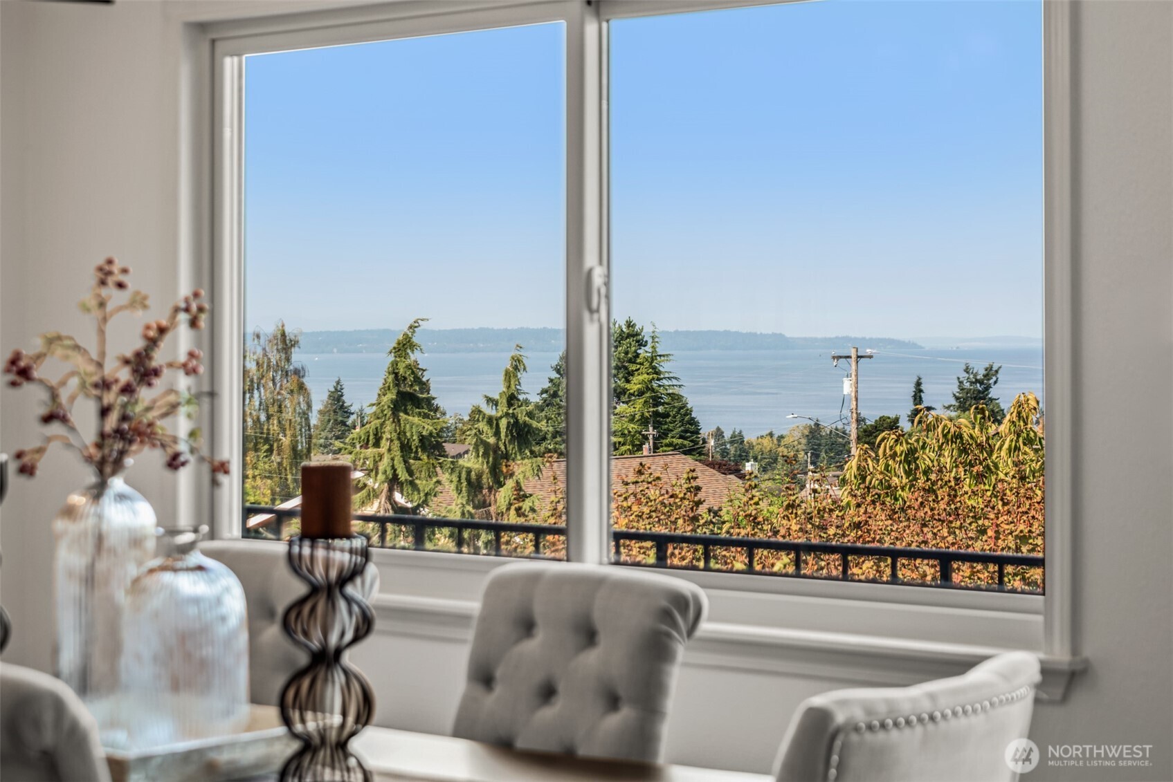 1133 Emerald Hills Drive