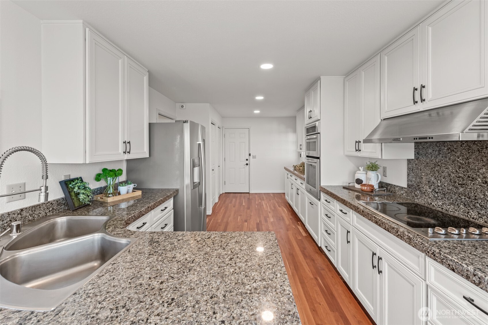 1133 Emerald Hills Drive