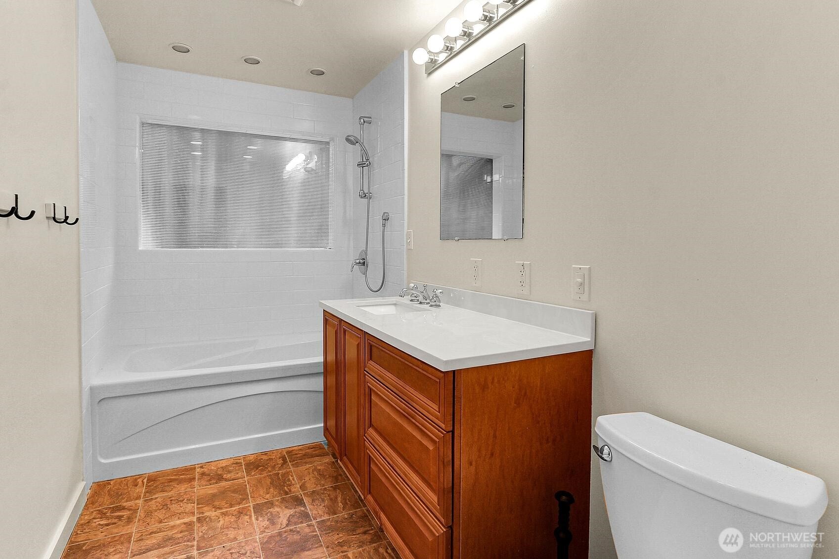 10815 Algonquin Road