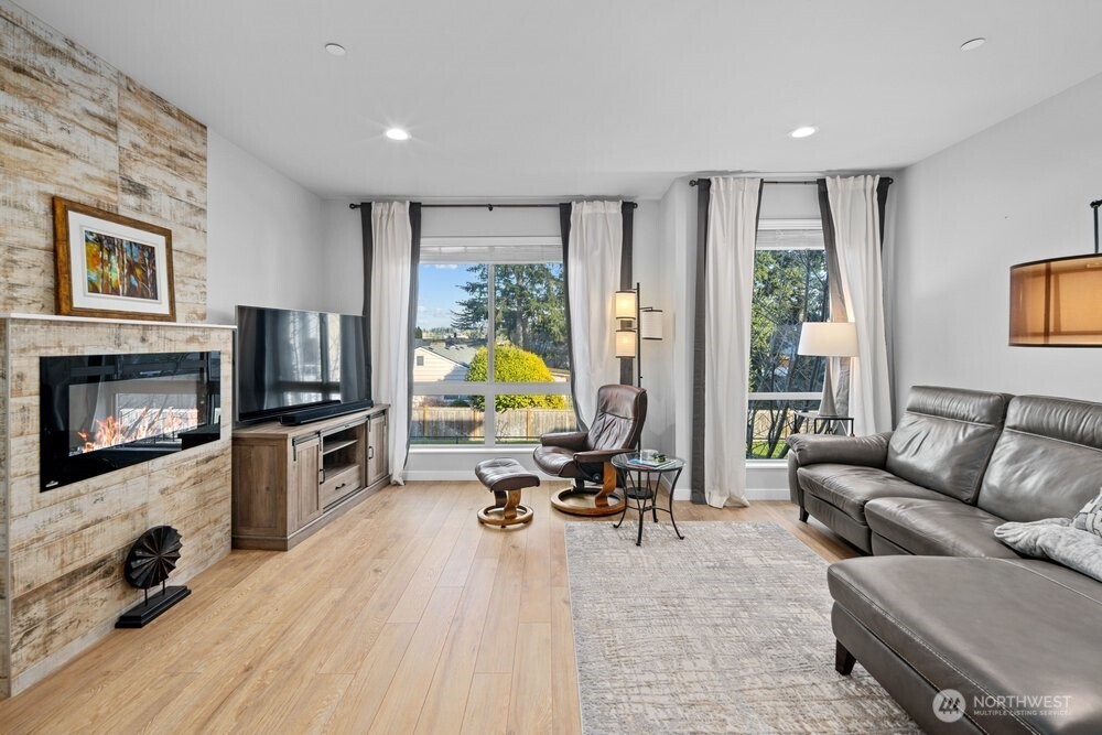 7628 222nd Street SW Unit: A4