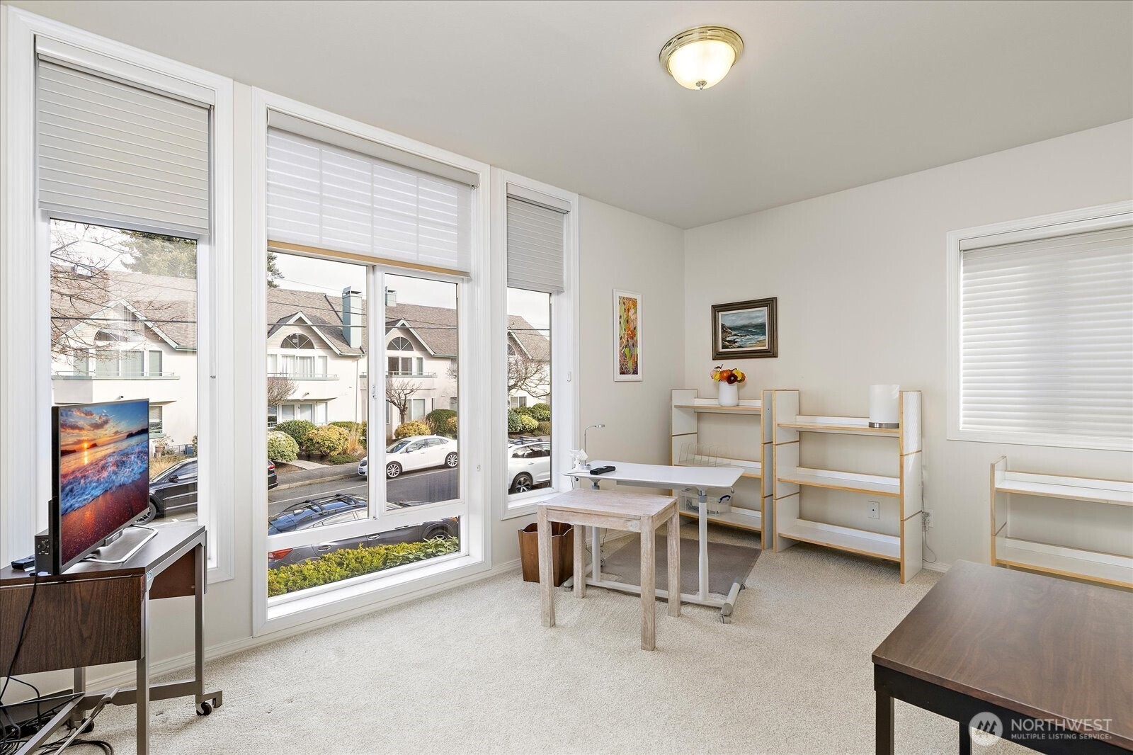 546 Walnut Street Unit: 201