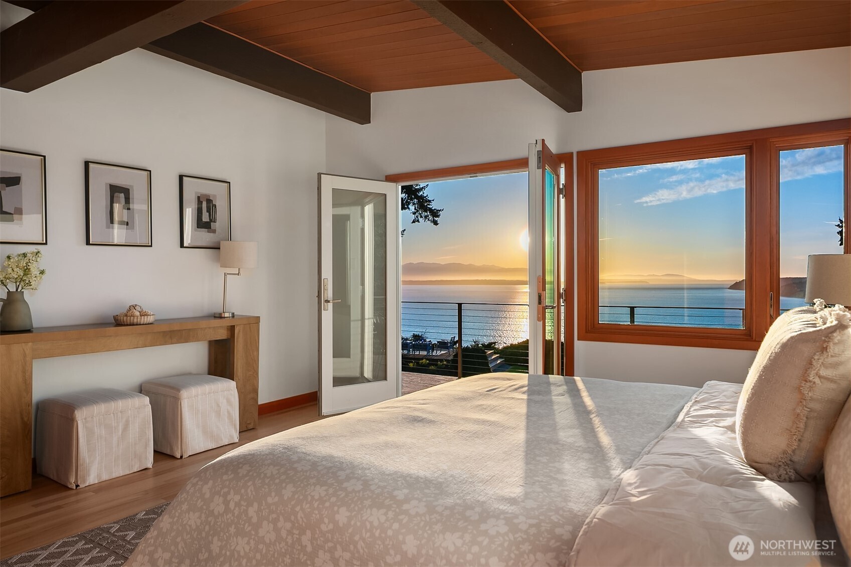 12524 Marine View Drive
