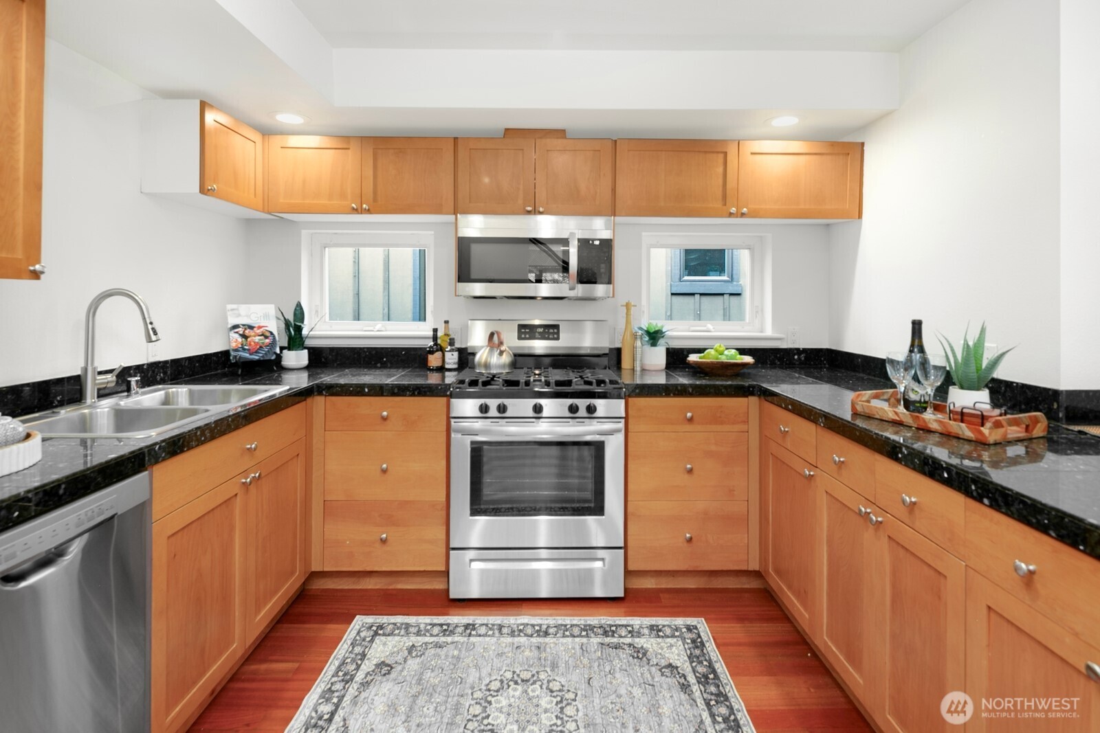 921 N 35th St Unit: B