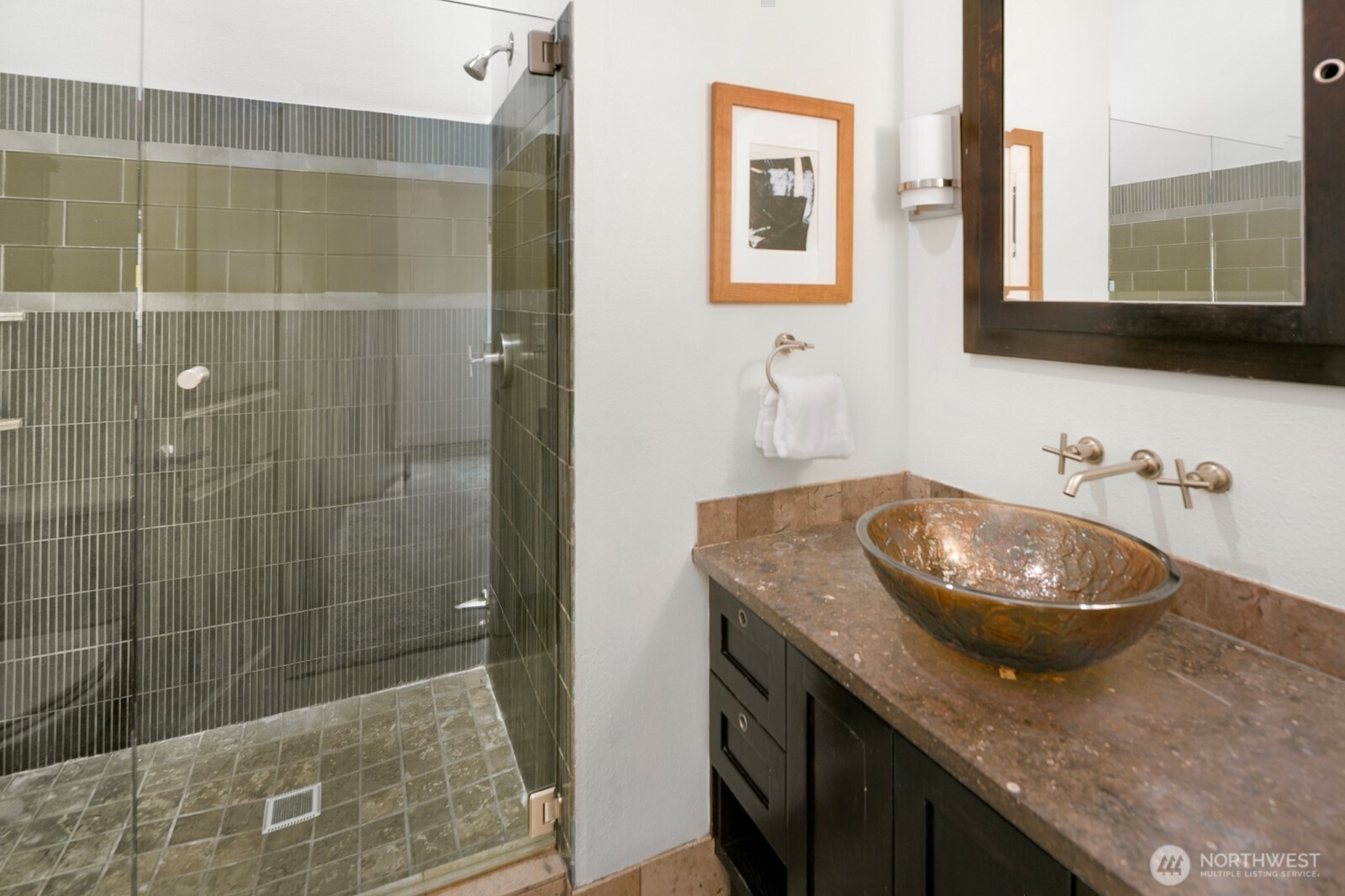 921 N 35th St Unit: B