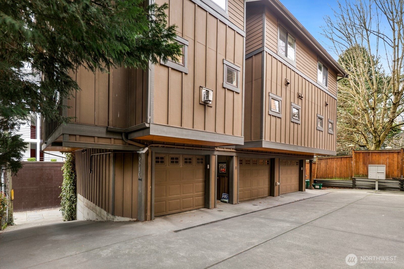 921 N 35th St Unit: B