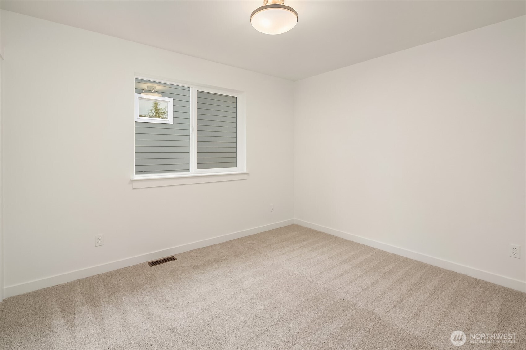 22212 98th Avenue W