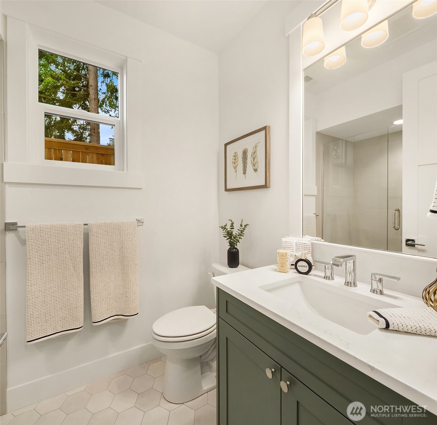 22212 98th Avenue W