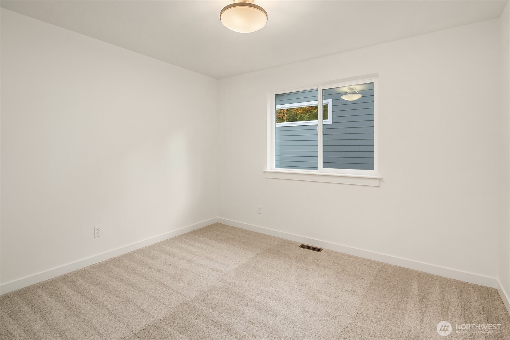 22212 98th Avenue W