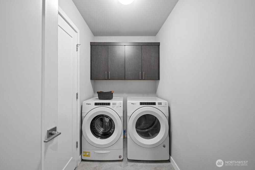 8609 244th Street SW Unit: 11