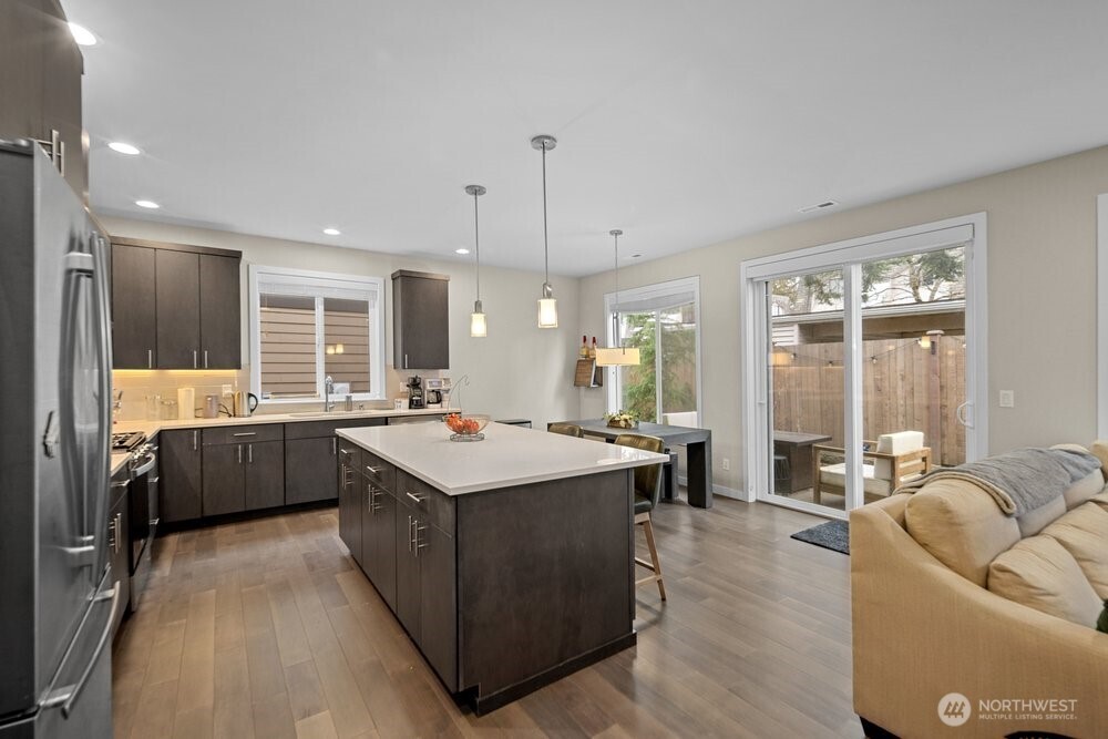 8609 244th Street SW Unit: 11