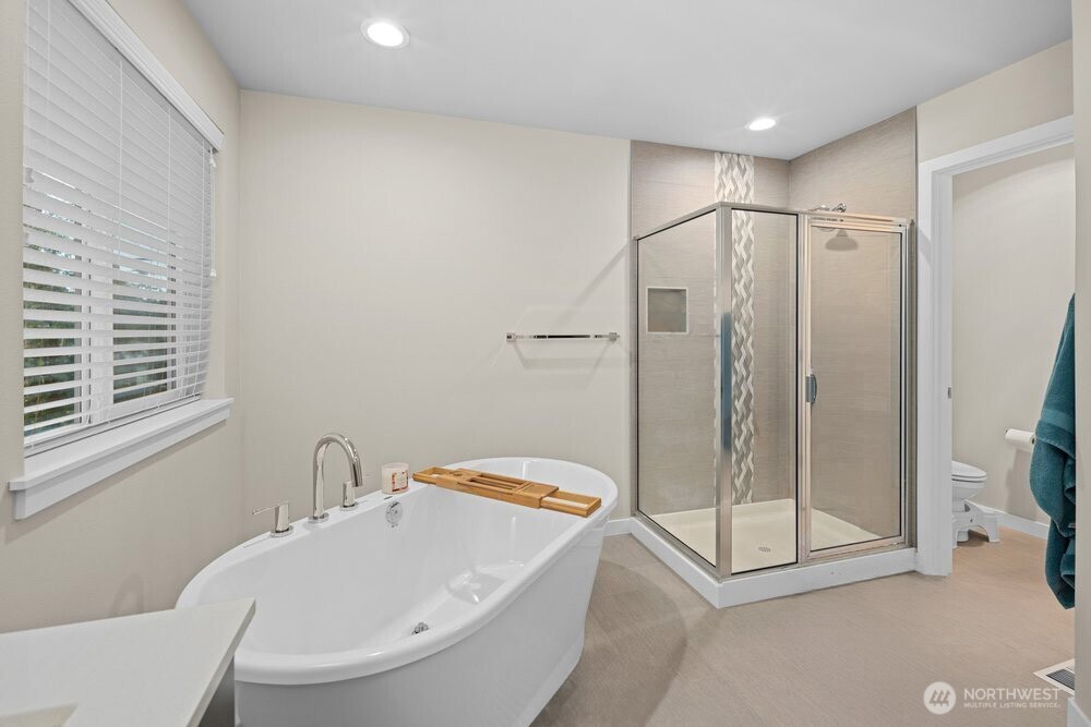 8609 244th Street SW Unit: 11