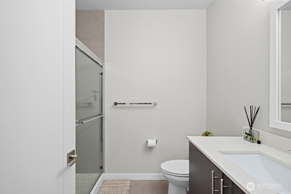 8609 244th Street SW Unit: 11
