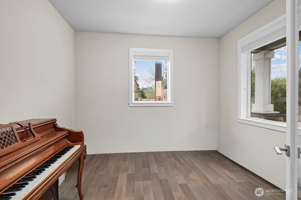 8609 244th Street SW Unit: 11
