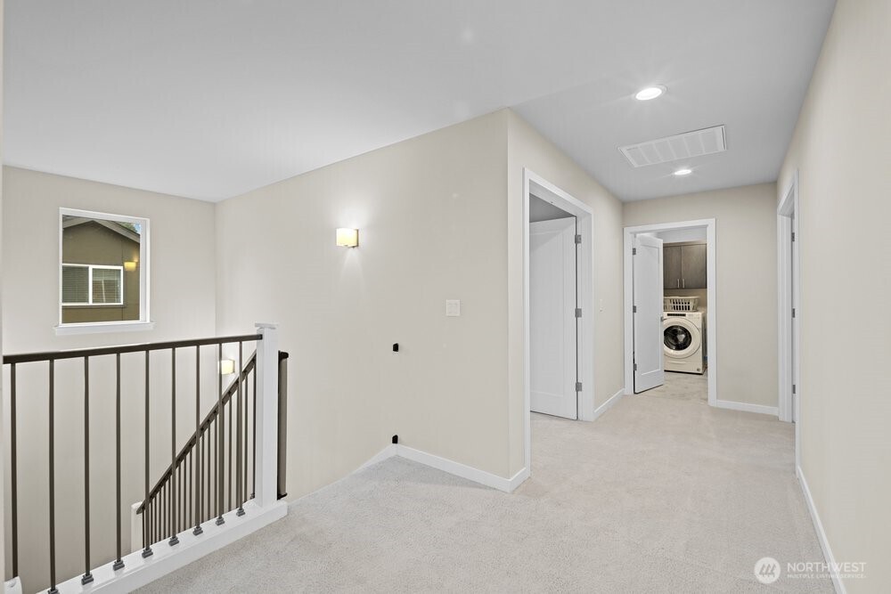 8609 244th Street SW Unit: 11