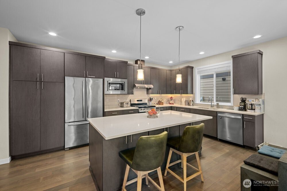 8609 244th Street SW Unit: 11