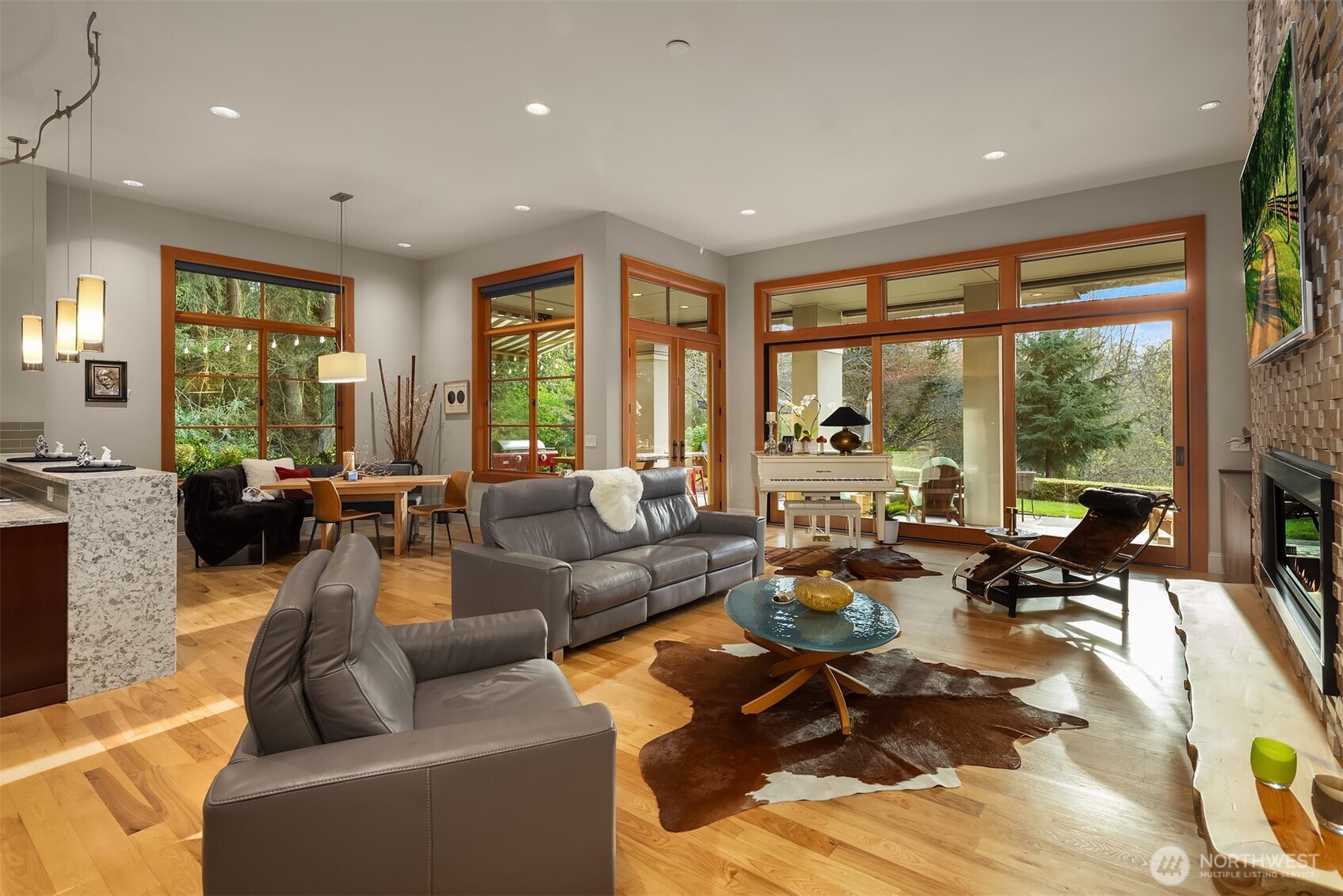 11303 S Dogwood Lane