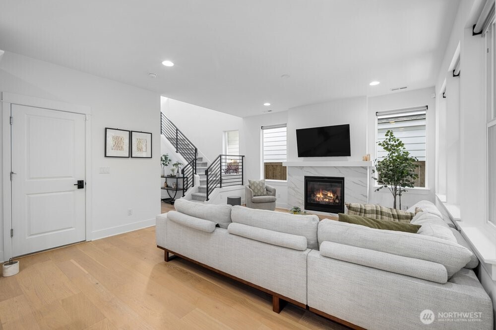 5820 155th Street SW