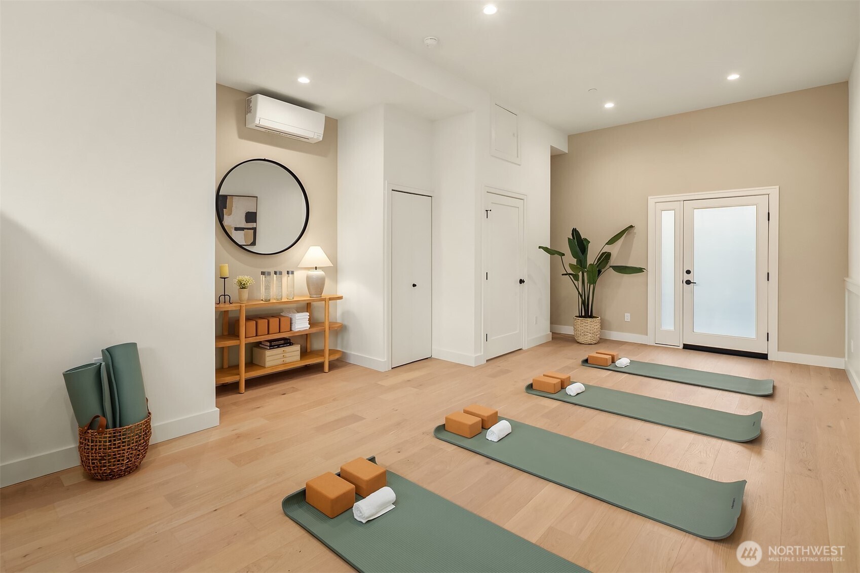 614 5th Avenue S Unit: B103