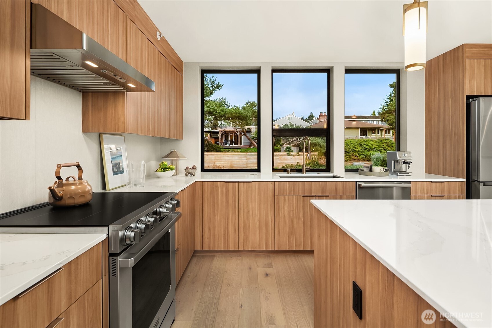 614 5th Avenue S Unit: B103