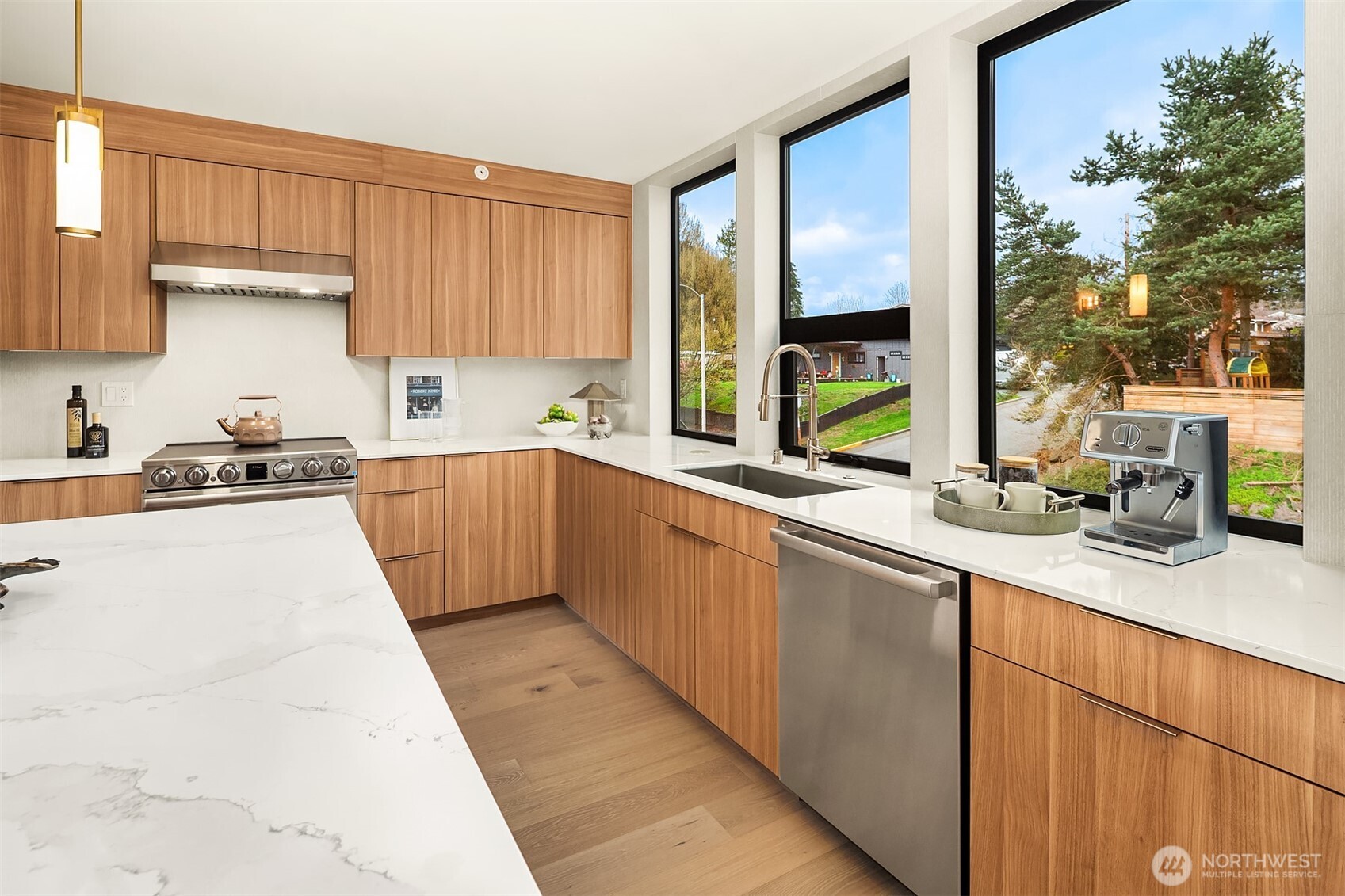 614 5th Avenue S Unit: B103