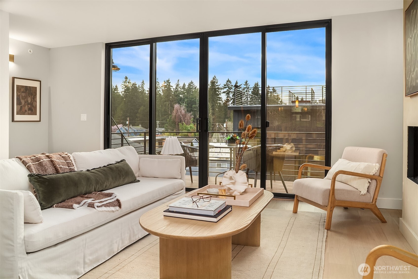 614 5th Avenue S Unit: B103