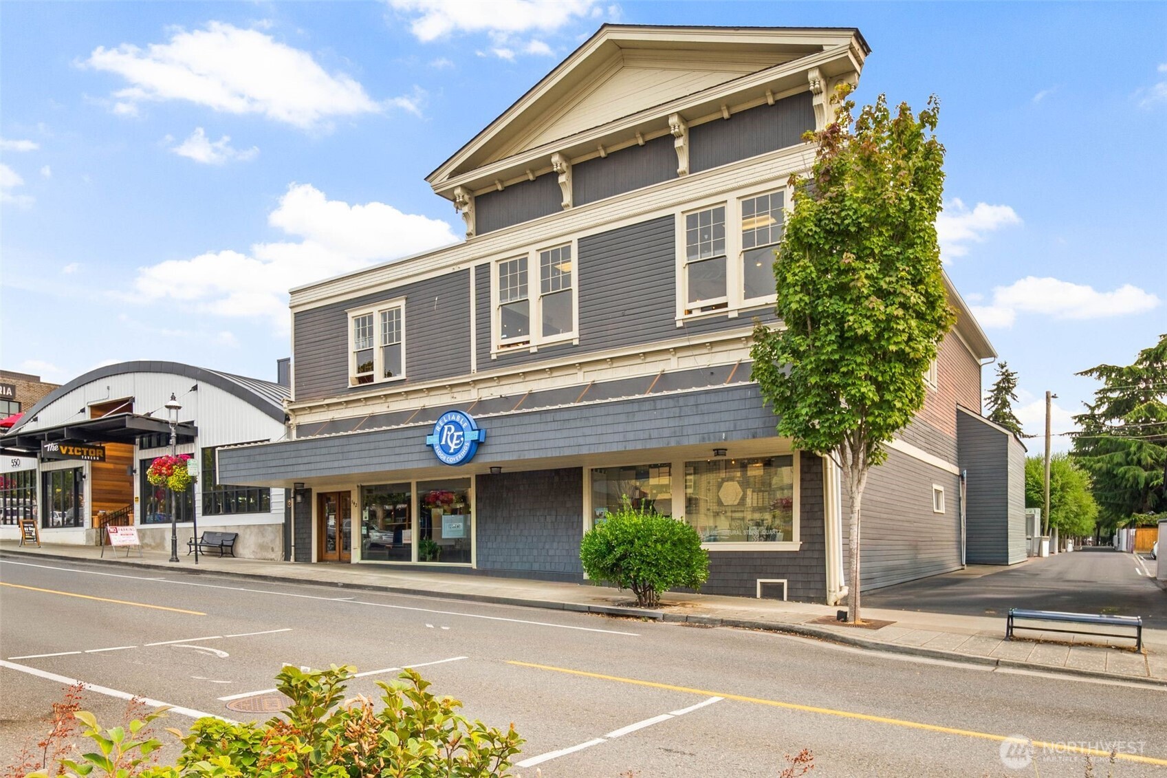 542 Main Street