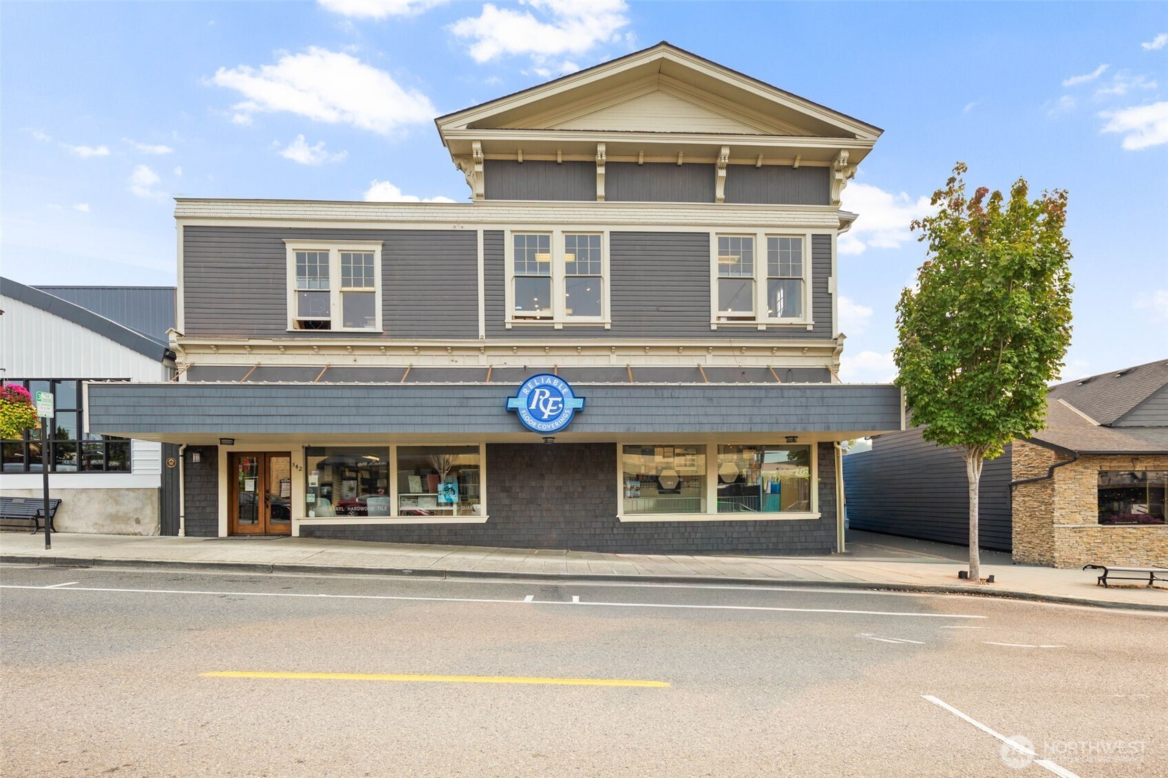 542 Main Street
