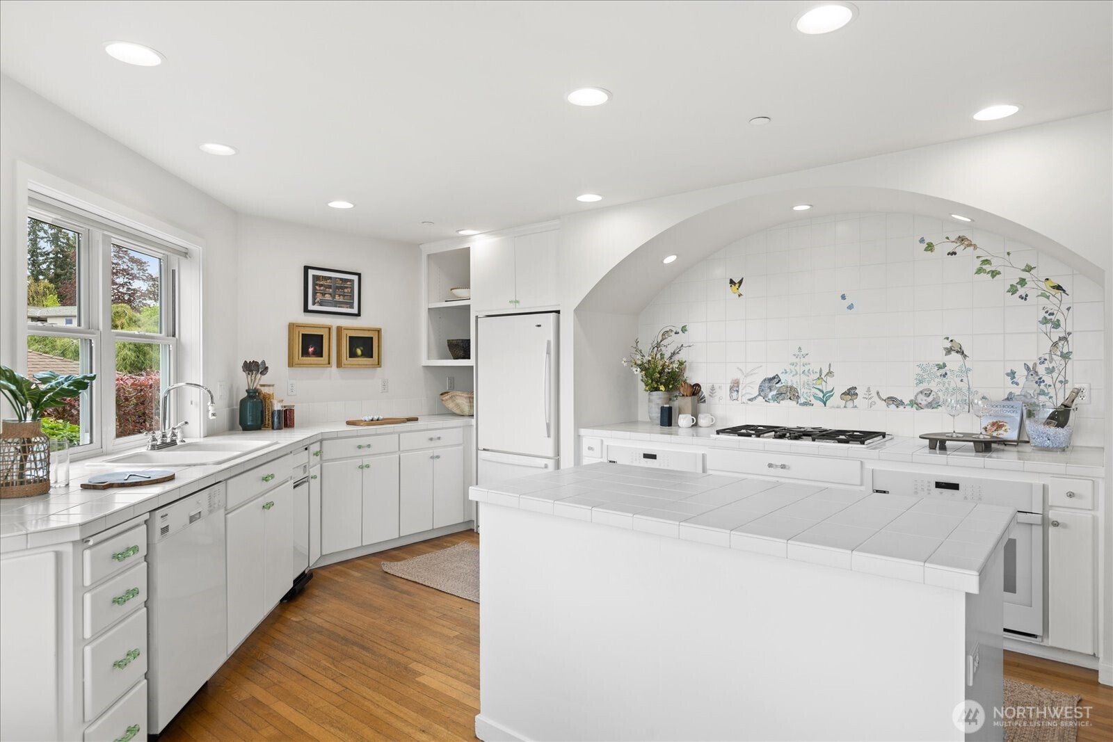 17707 13th Avenue NW