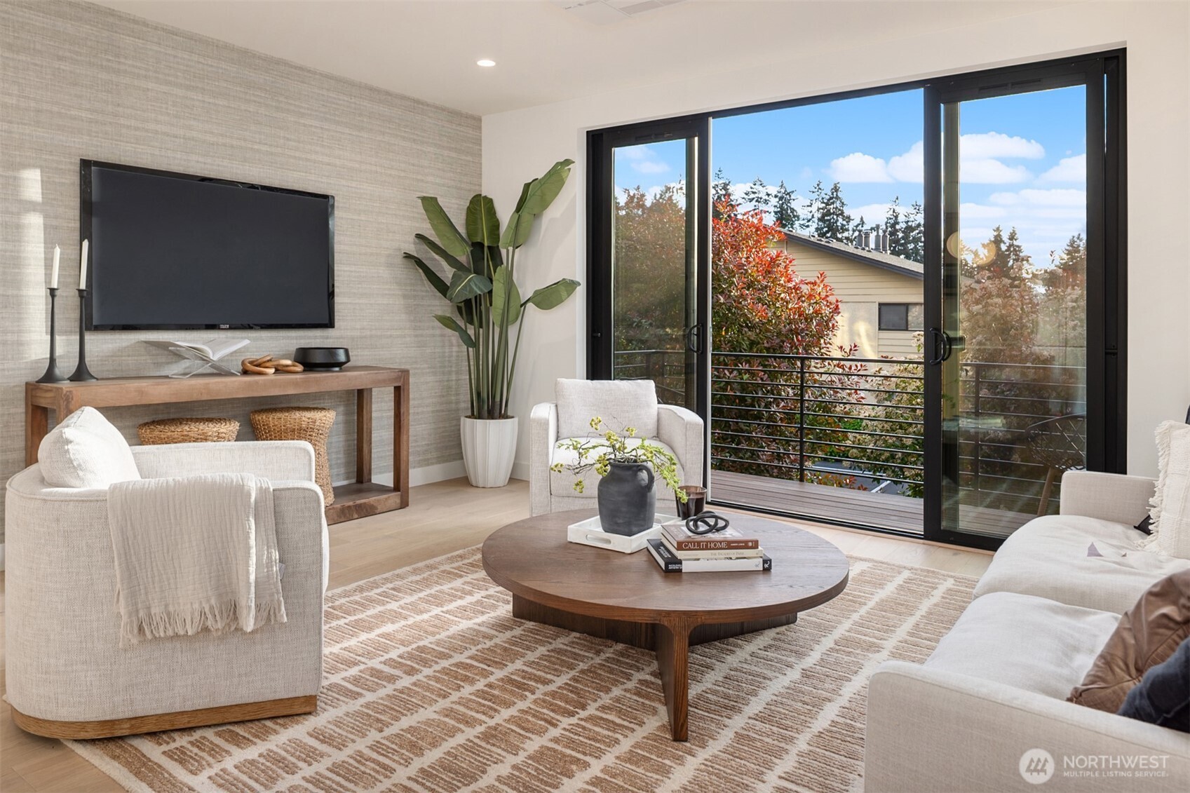 614 5th Avenue S Unit: C106