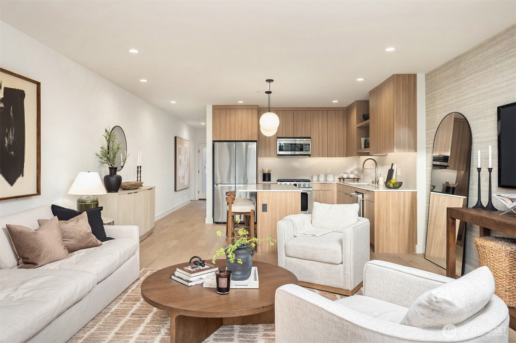 614 5th Avenue S Unit: C106